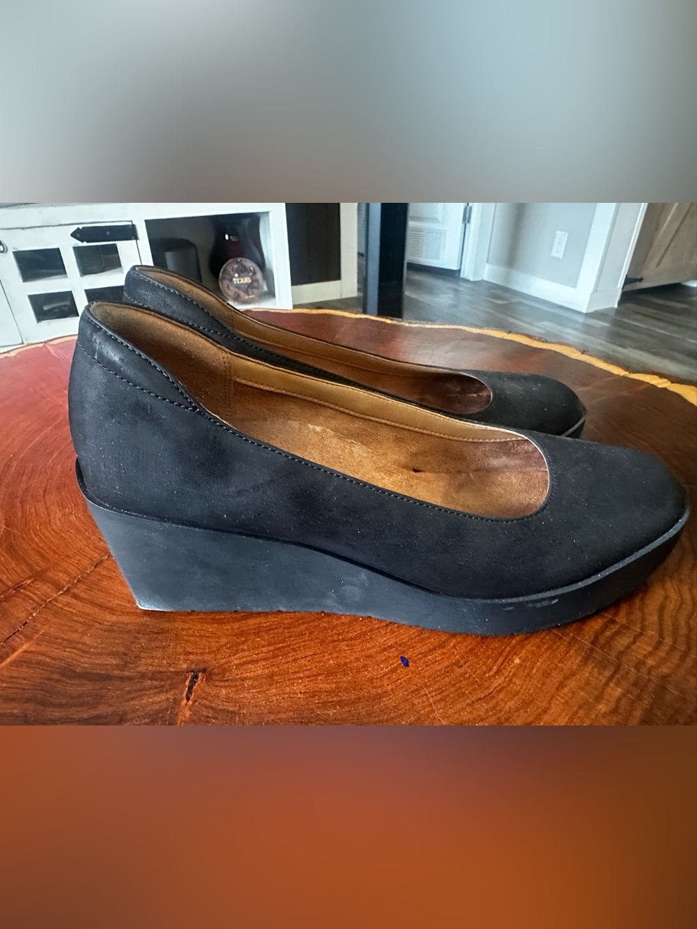 Vionic Black Women's Classic Ballet Flats - Picture 2 of 6